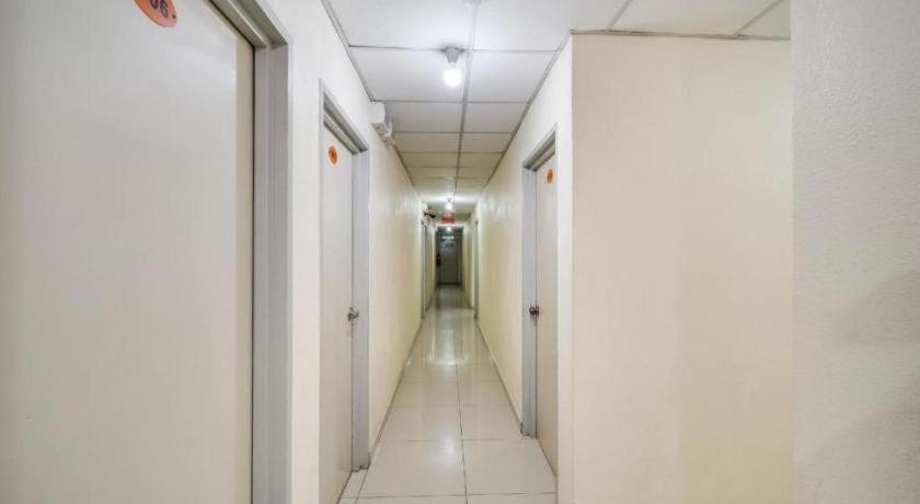 Oyo 301 River Inn Hotel Butterworth Εξωτερικό φωτογραφία
